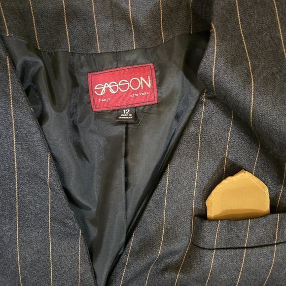 Vtg Sasson Womens Skirt Suit, Size 12 Pinstripes - Picture 3 of 7